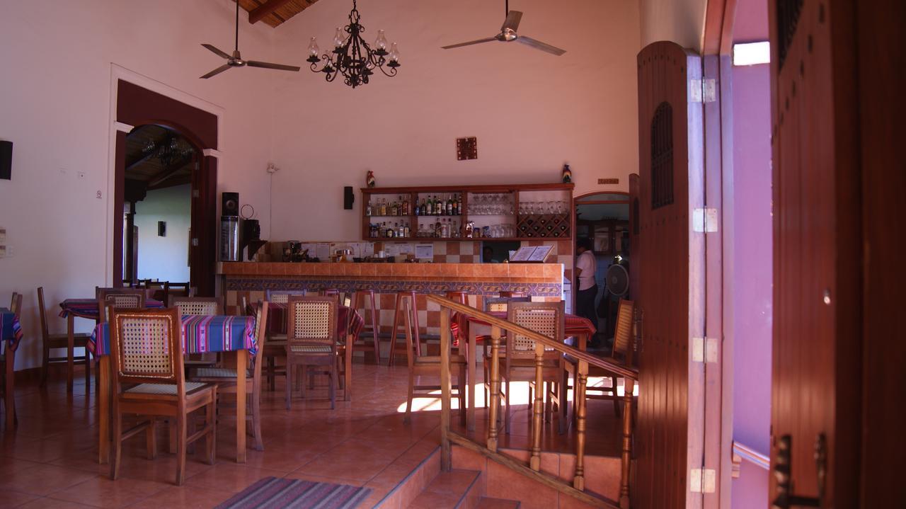 Hotel Cacique Adiact León エクステリア 写真