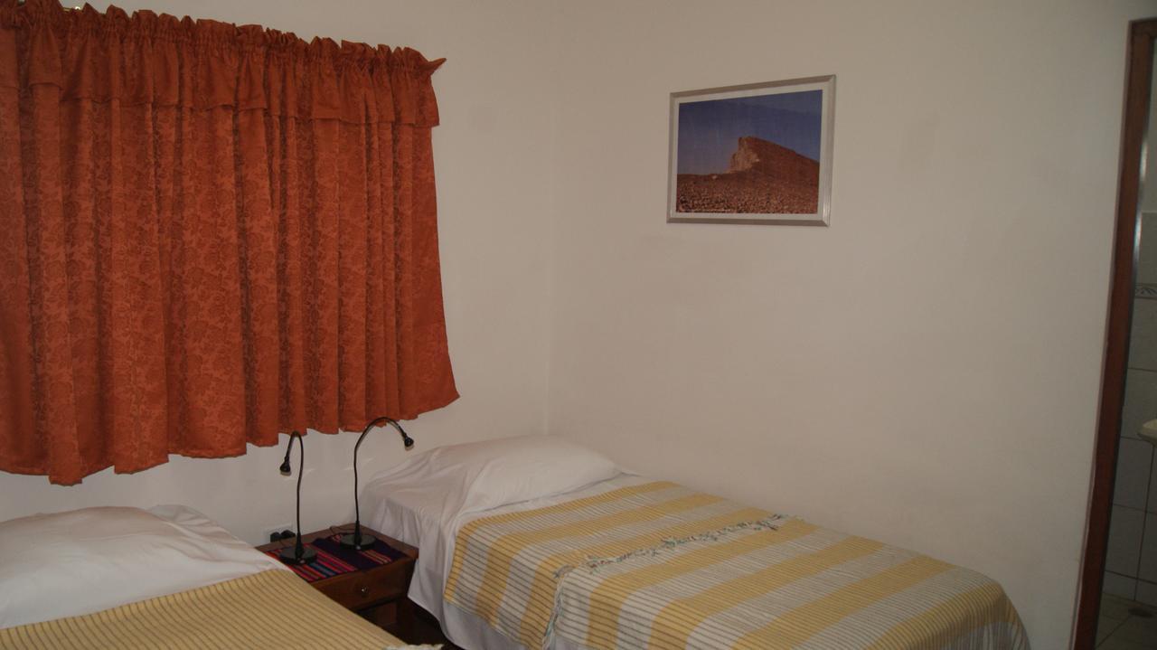 Hotel Cacique Adiact León エクステリア 写真